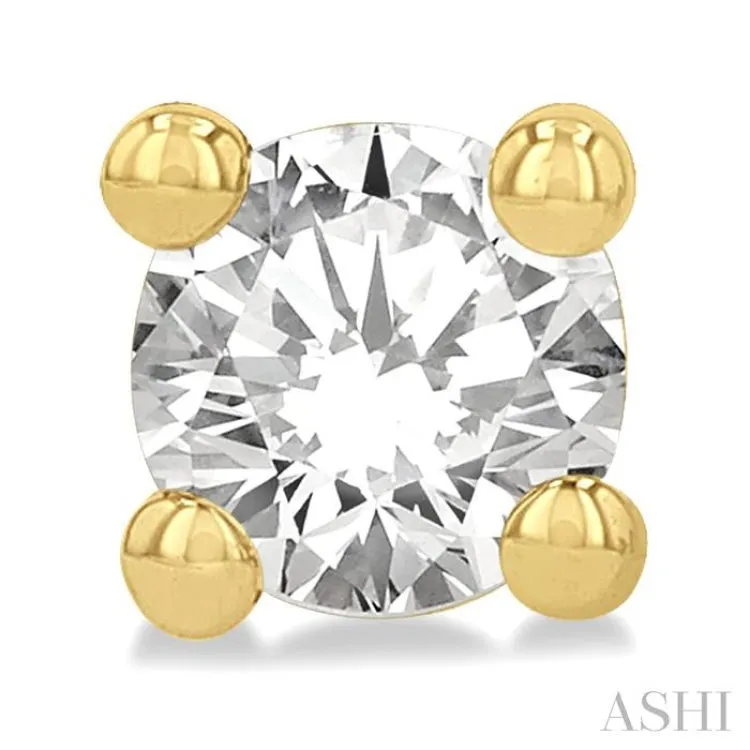 1/20 ctw Round Cut Diamond Stud Earring in 14K Yellow Gold