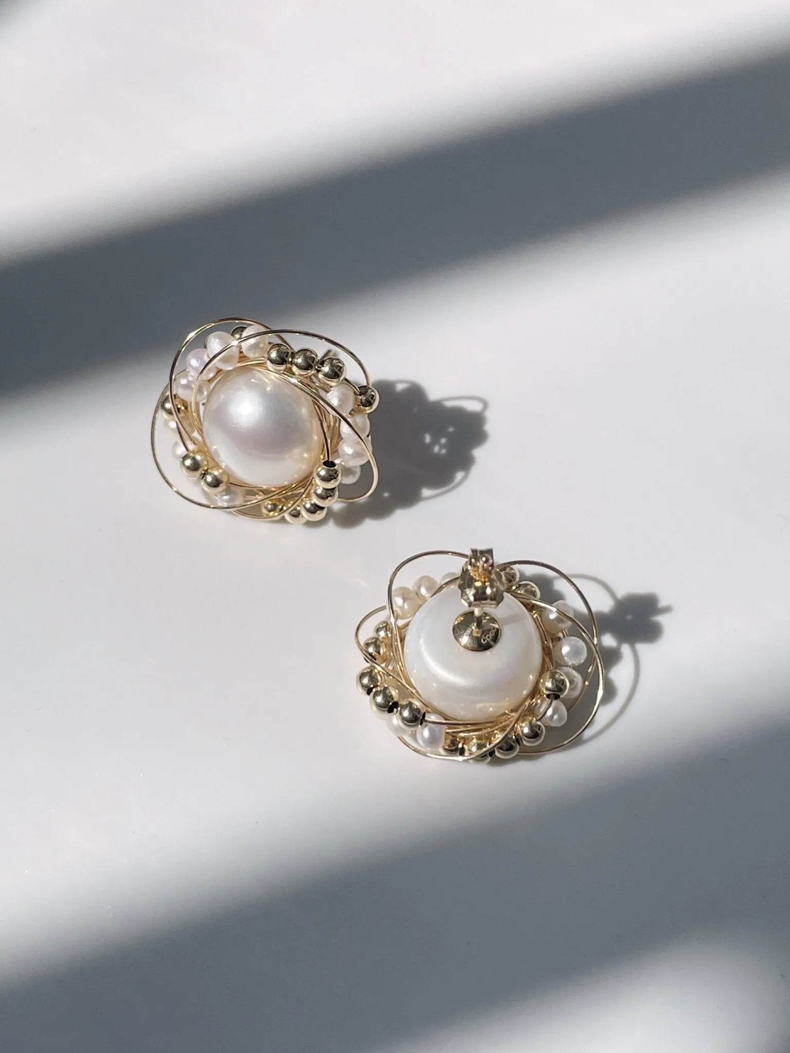 Classic Filigree Series Edge Stud Earrings
