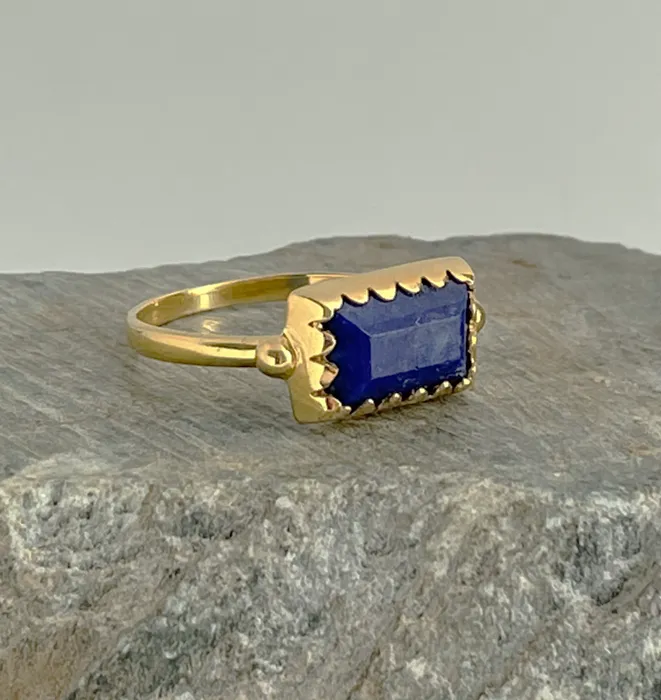 Cleo Gold Ring - Lapis
