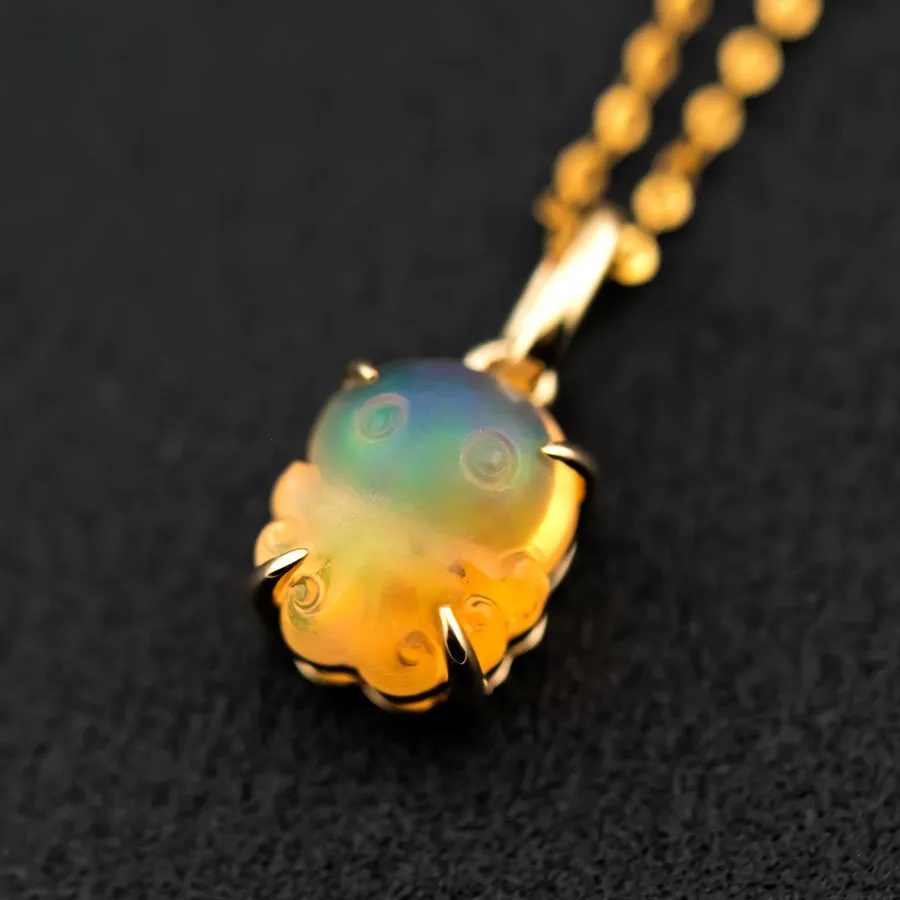 Cute Handcarved Mexican Fire Opal Octopus Pendant Necklace 18K Gold