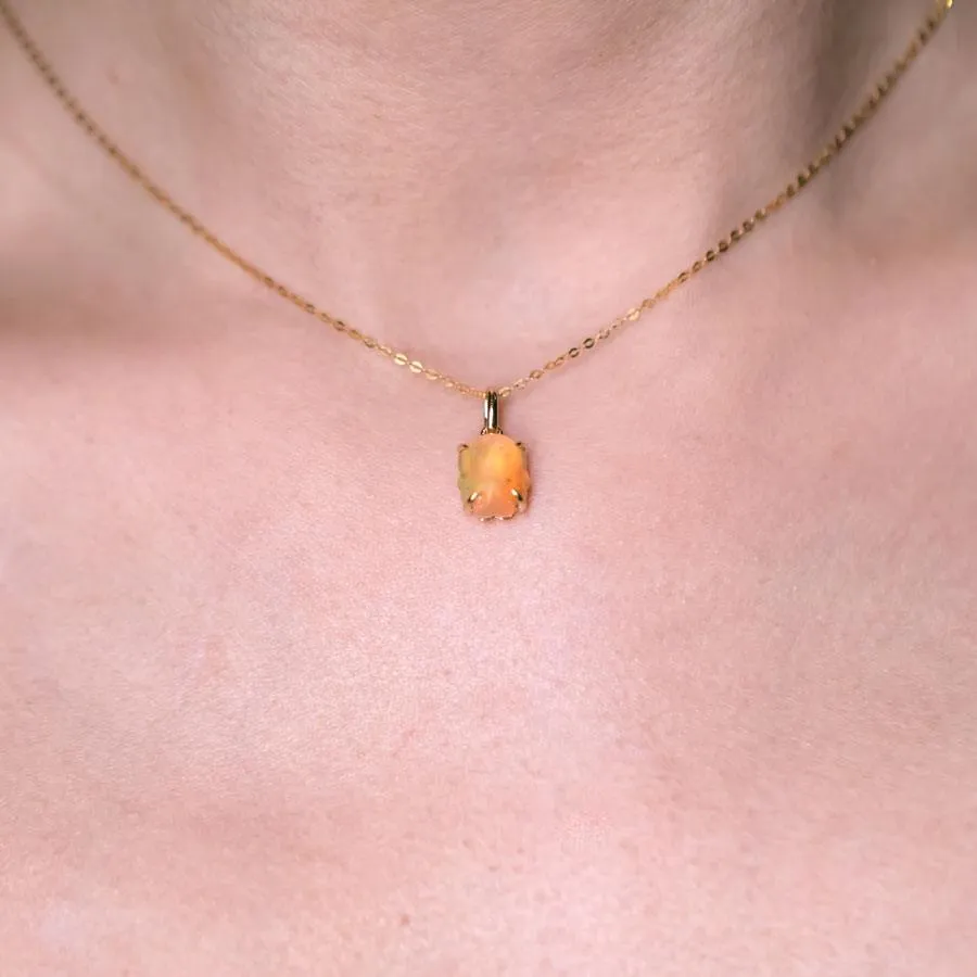 Cute Handcarved Mexican Fire Opal Octopus Pendant Necklace 18K Gold