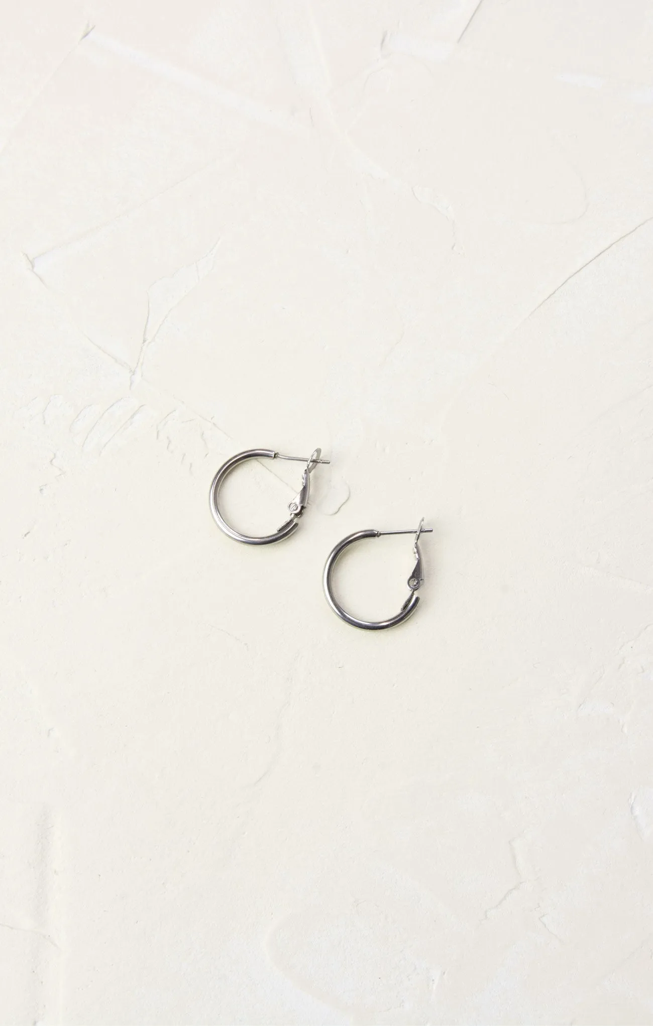 Grace Classic Hoop Earrings