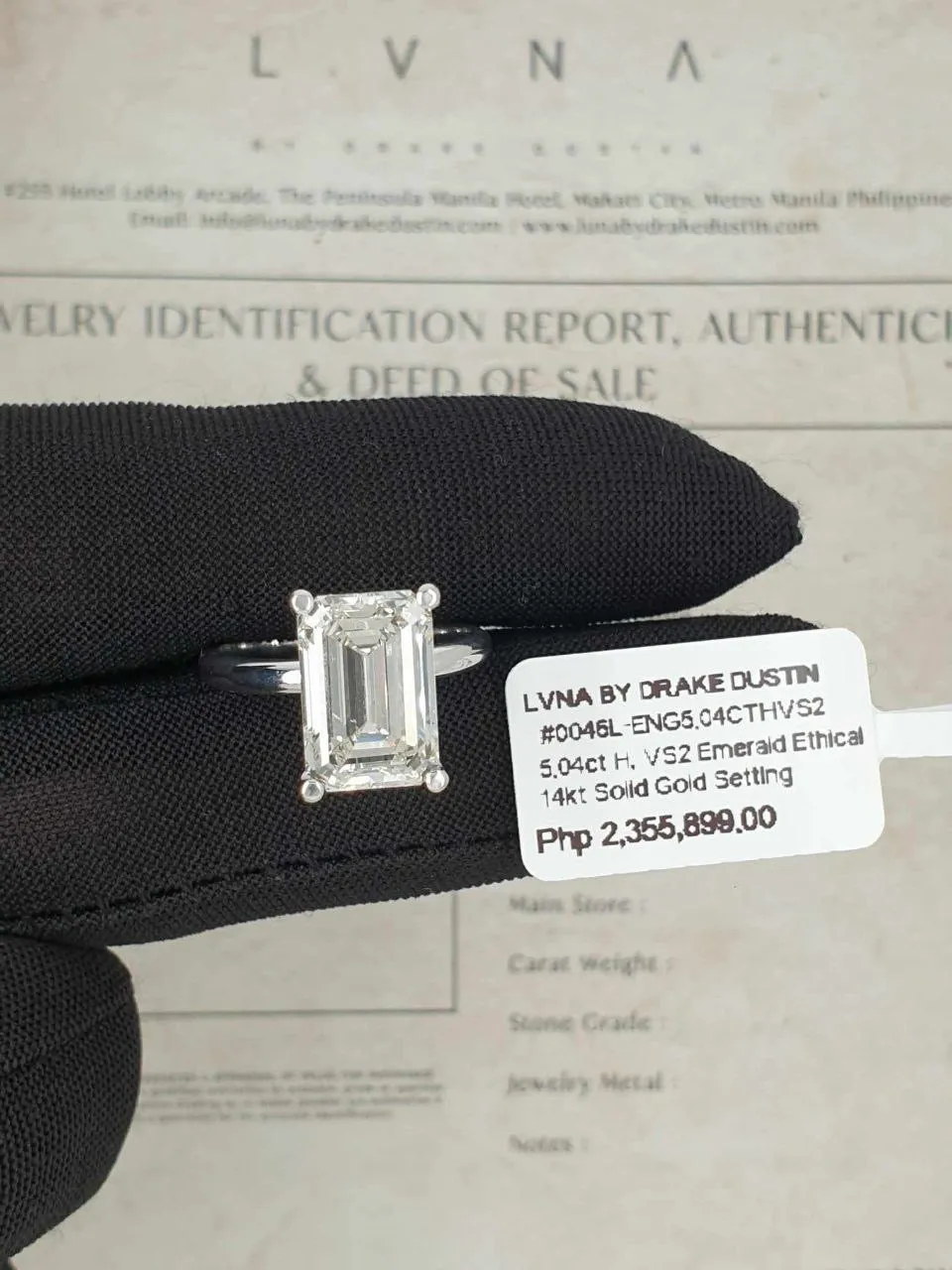 IGI CERTIFIED | 5.04ct H VS2 Emerald Cut Diamond Engagement Ring 14kt
