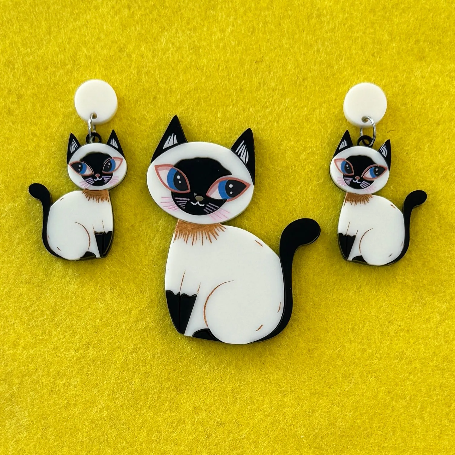 Jasmine the Siamese - earrings - Set of 2