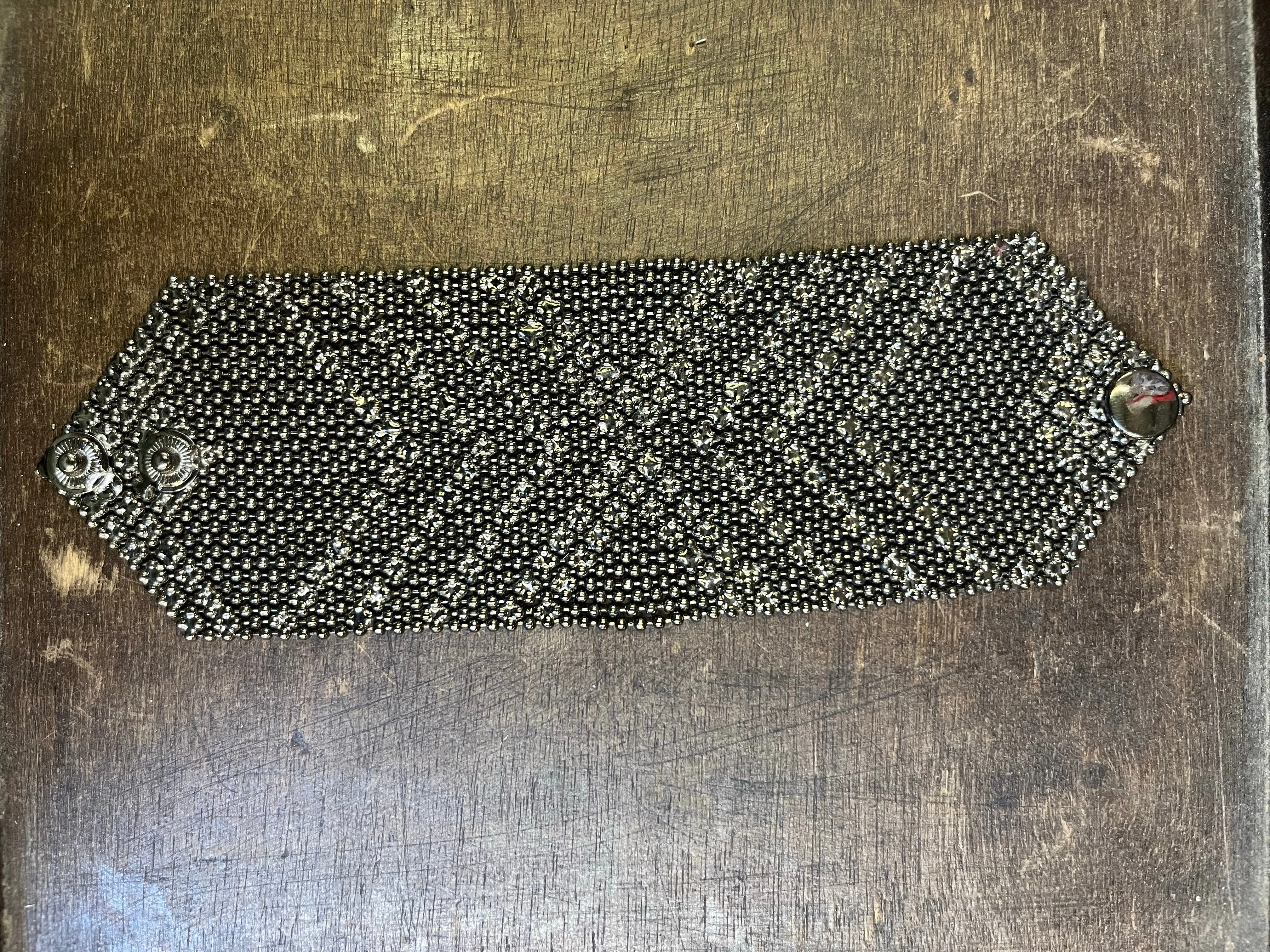 Metal bracelet