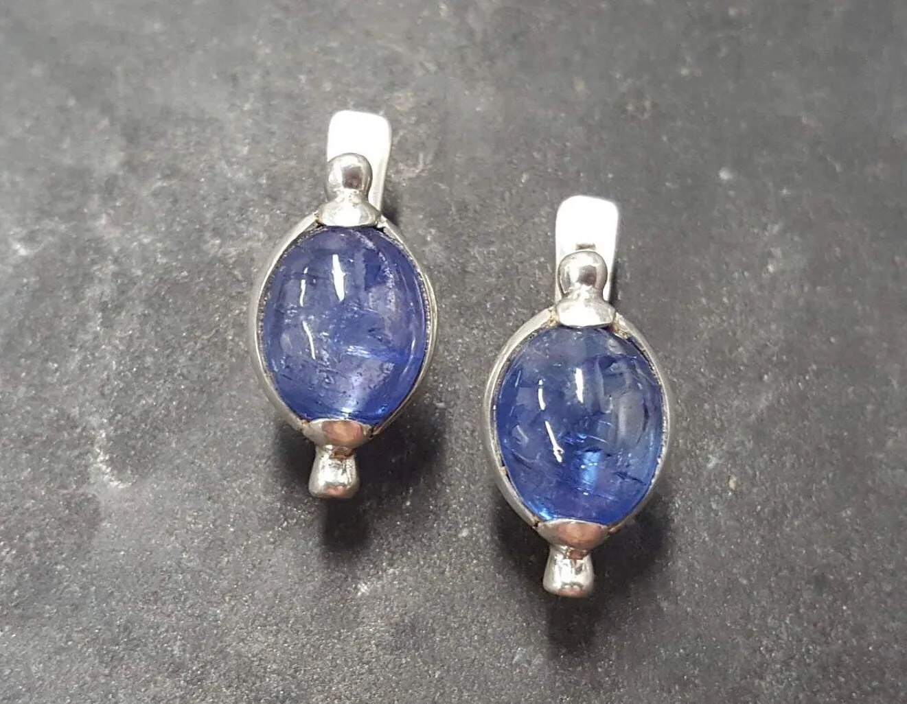 Oval Tanzanite Earrings - Blue Vintage Earrings - Large Classic Studs