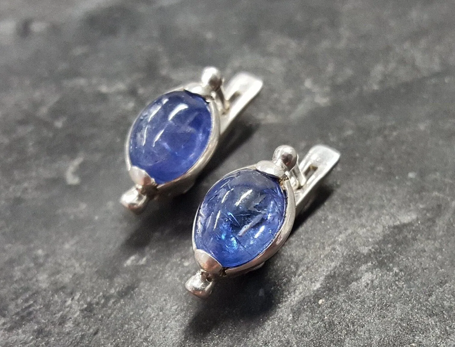 Oval Tanzanite Earrings - Blue Vintage Earrings - Large Classic Studs