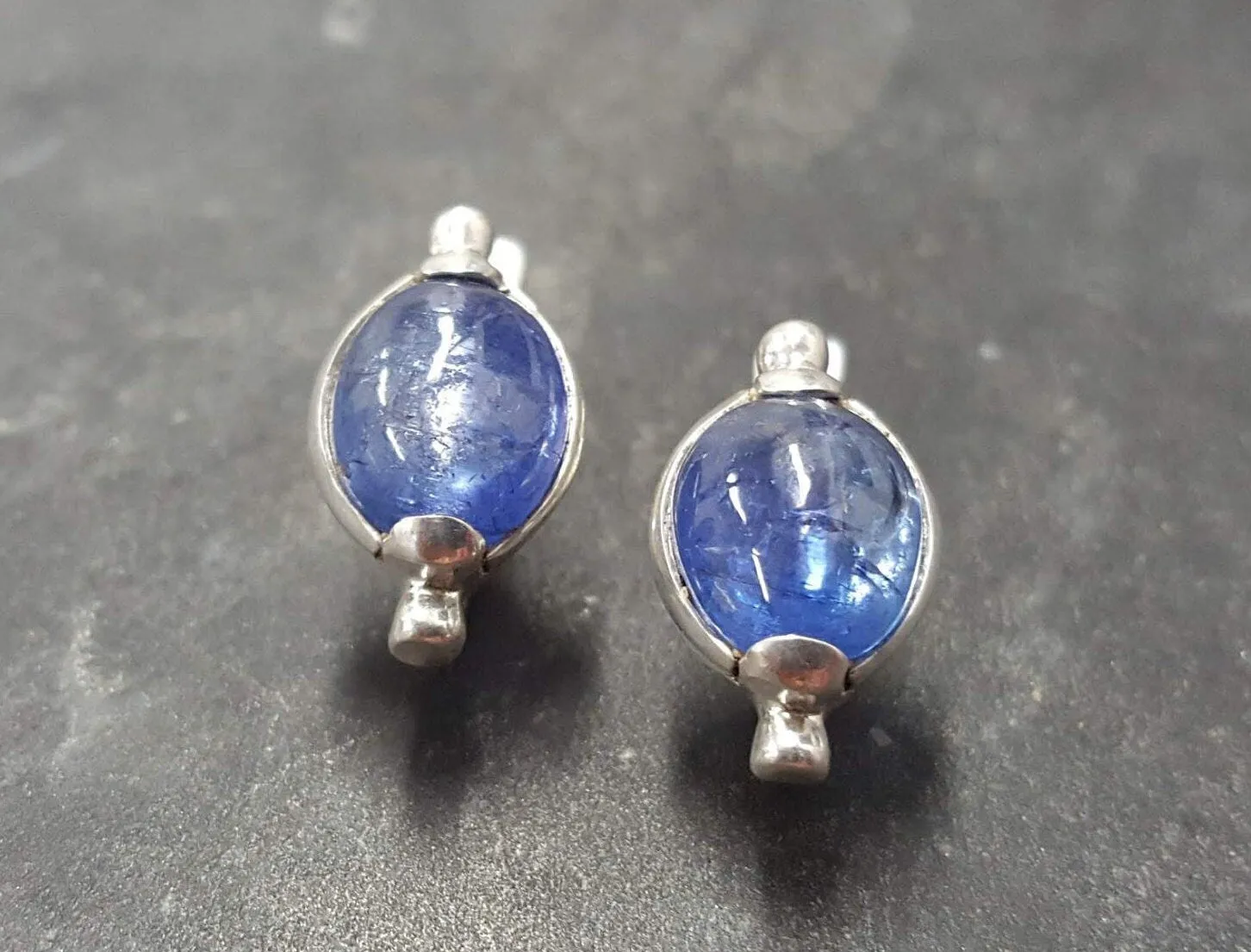 Oval Tanzanite Earrings - Blue Vintage Earrings - Large Classic Studs